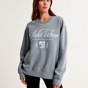 Blue Grey Cute Crew Neck Sweater